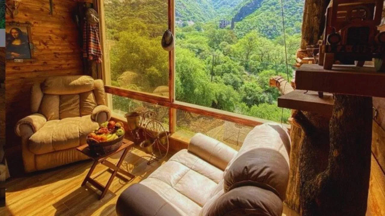 Secrets of Rijal Almaa Full-Day Sightseeing Tour