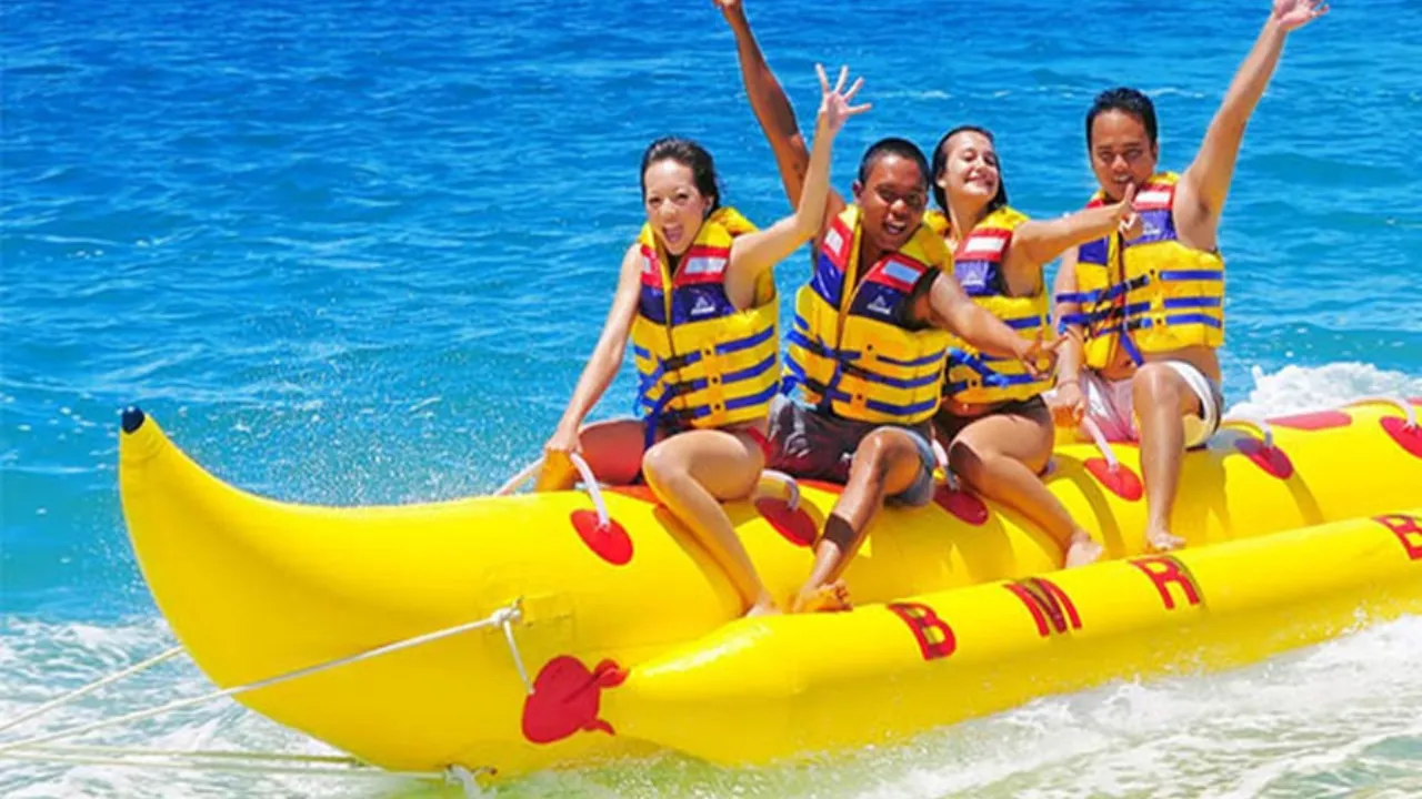 Banana Boat Ride in Dubai
